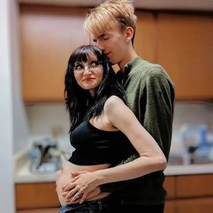 Meet your Posher, Chloé